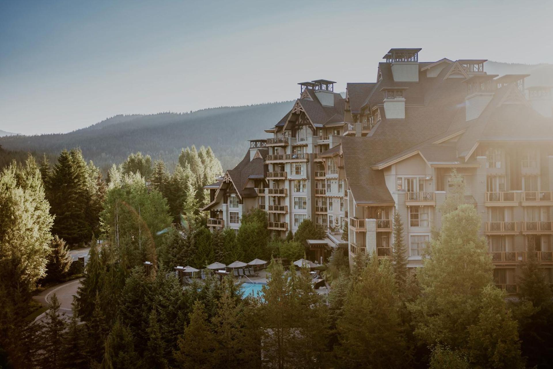 Four Seasons Resort Вістлер Екстер'єр фото