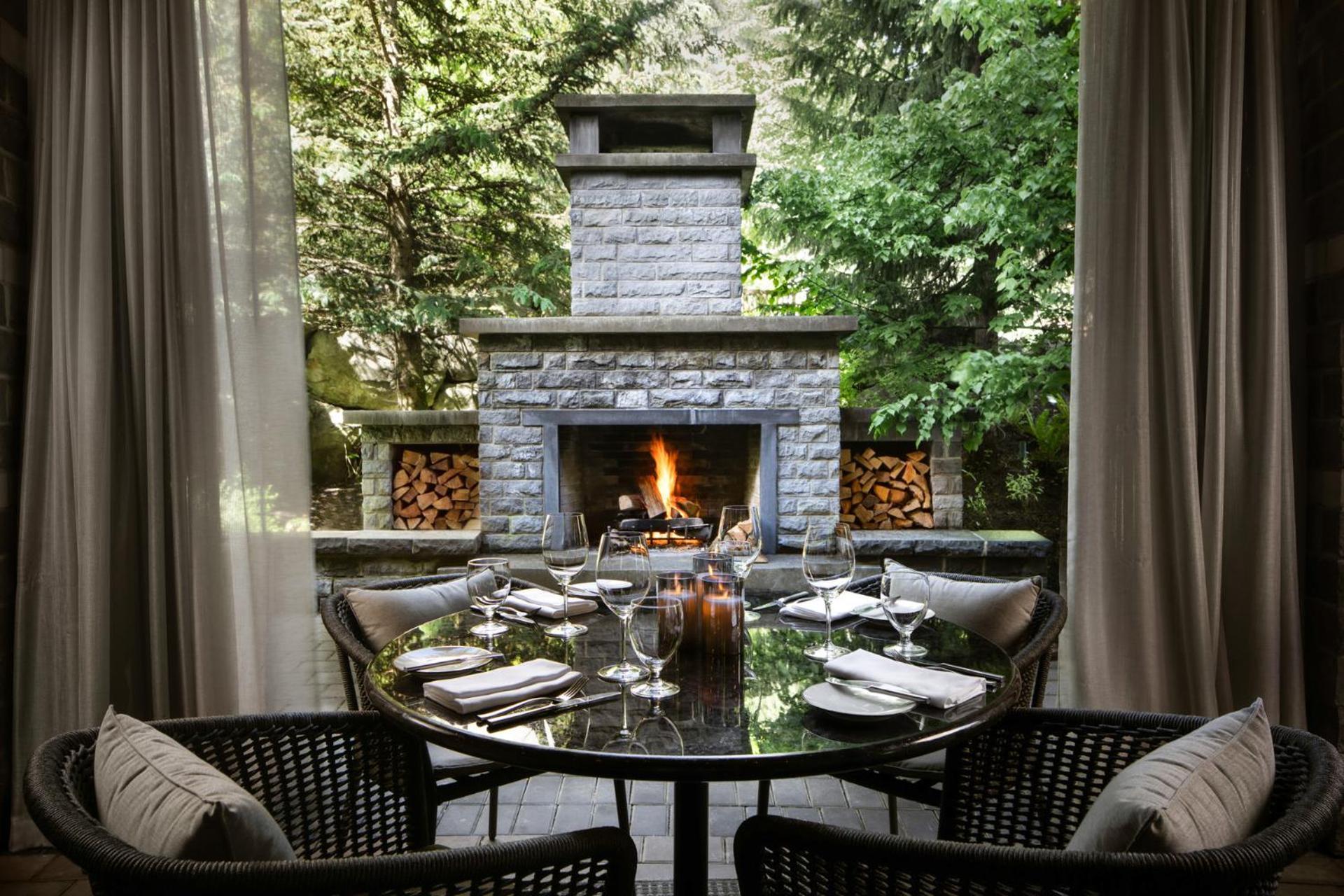 Four Seasons Resort Вістлер Екстер'єр фото